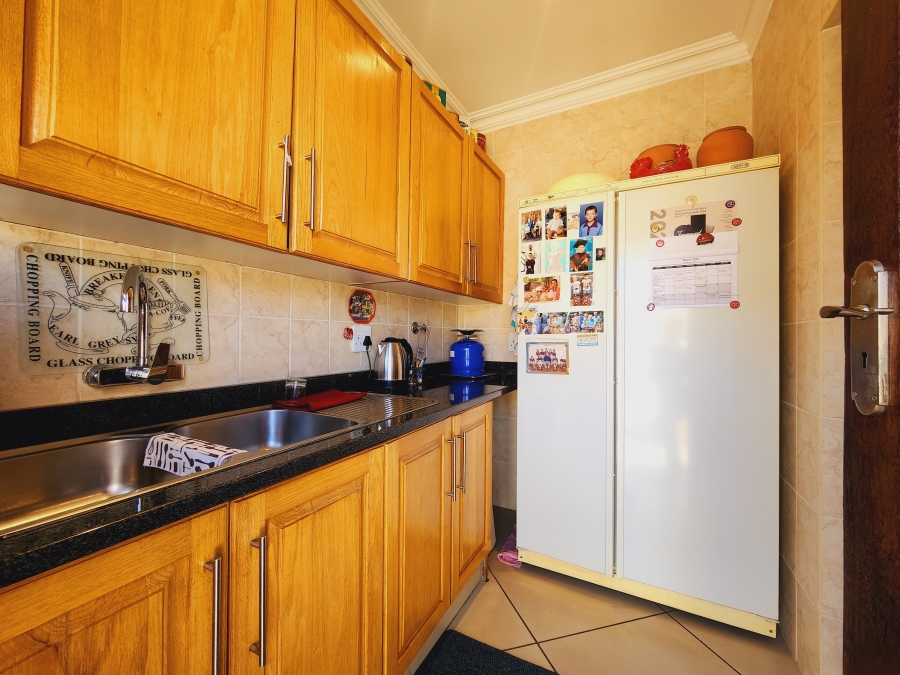 3 Bedroom Property for Sale in Grimbeeck Park North West